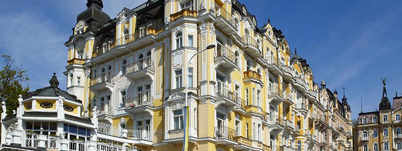 Palace_800X300.jpg